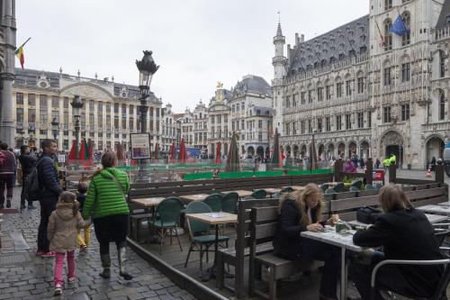 easyHotel Brussels City Centre - image 9