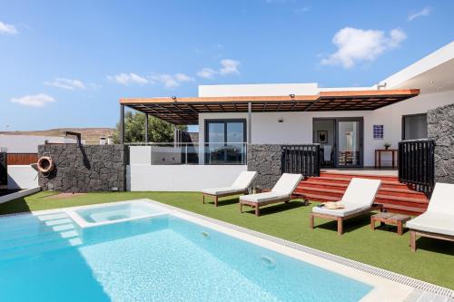 Casa Carlota by Escape Home – khách sạn tại Costa Calero