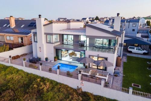 GRAYBELL Langebaan – khách sạn tại Myburgh Park