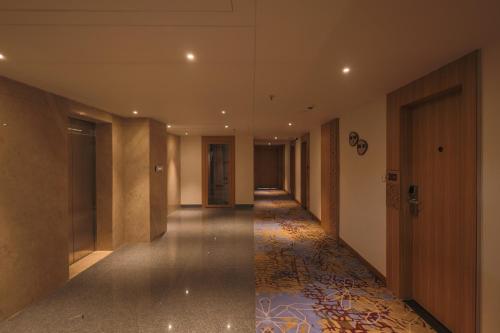 Lobby, Hotel Palacio, Paltan Bazar in Guwahati