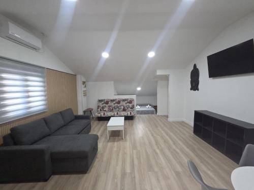 Hostal NV Palacio Congresos in Carretera de Cadiz