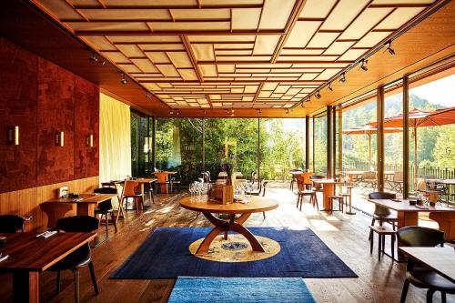 Schloss Elmau Luxury Spa Retreat & Cultural Hideaway in 凱恩