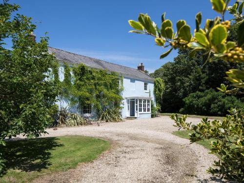 6 Bed in Truro oc-tretm