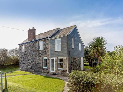 Iekārtas, 4 Bed in Helston oc-tvall in Porthallow