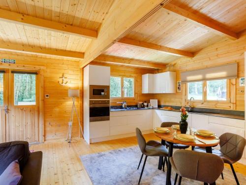 Iekārtas, 2 Bed in Holsworthy oc-87765 in Whitstone