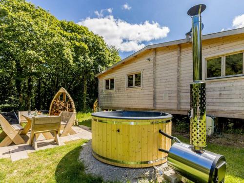 Iekārtas, 2 Bed in Holsworthy oc-87765 in Whitstone