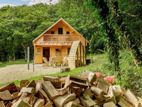 Iekārtas, 2 Bed in Holsworthy oc-87766 in Whitstone