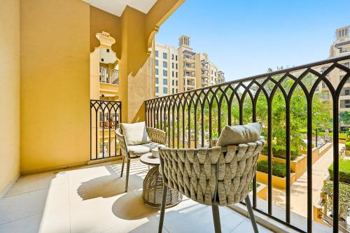 Madinat Living 1 BR Burj AlArab View Jumeirah Asayel - image 4