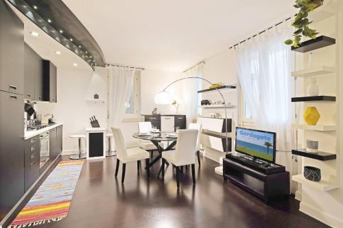 Downtown Apartment - Gardagate