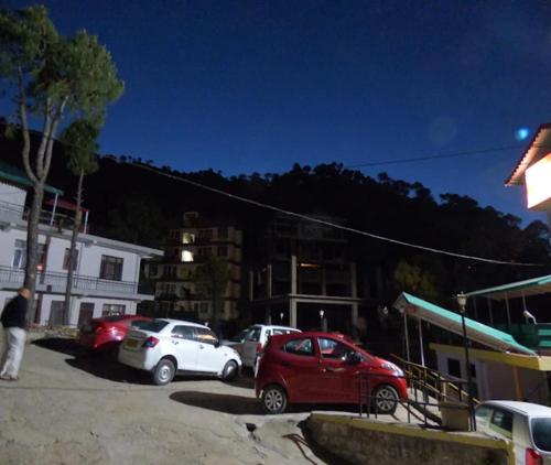 Sartaj Home Stay - image 3