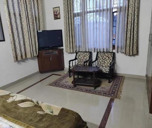 Sartaj Home Stay - image 5