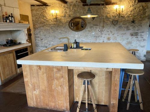 mill house in the dordogne in 聖皮耶爾德科爾