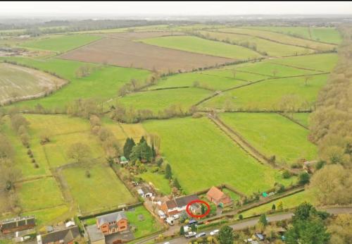 Peaceful Derbyshire Cottage with stunning views in Stanley Common