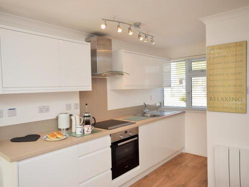 Facilities, 2 Bed in Newquay oc-43204 in Mawgan Porth