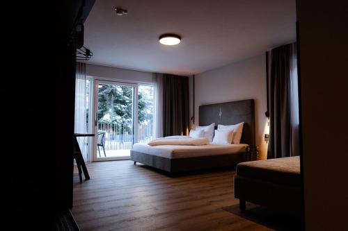 1 queen bed