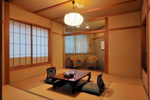 Hakuba Onsen Ryokan Shirouma-so - image 5
