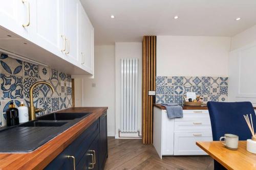 3BR Luxury Peebles Home - Free Parking - Near Glentress in 皮布爾斯