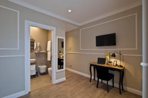 Seven Suites
