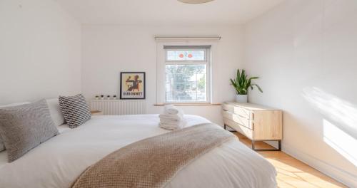 Stylish & Homely 1BD Flat - Walthamstow! - image 20