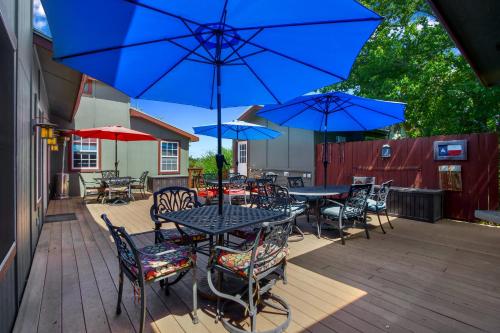 Swing On Inn- Southern Comfort - Dripping Springs, TX