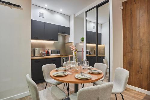 Sublime flat in the centre of ParisMontorgueil - image 8