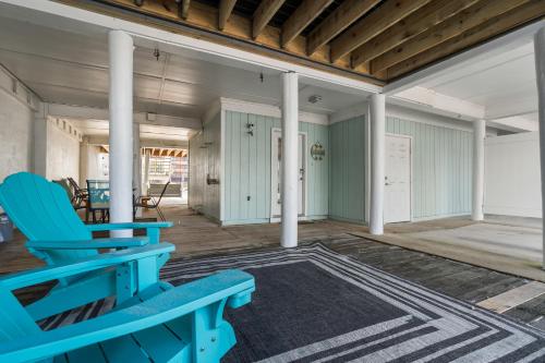Boardwalk Unit A18 - image 4