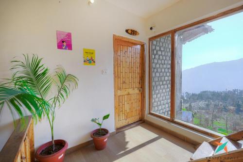 陽台/露台, Zostel Homes Khajjiar in 卡亞爾
