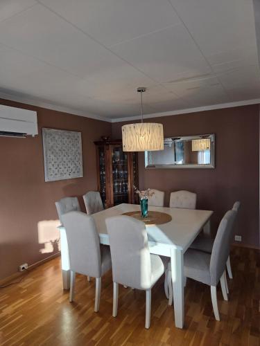 Cozy house 10 min from Kristiansand Dyrepark and the city center in Hanes