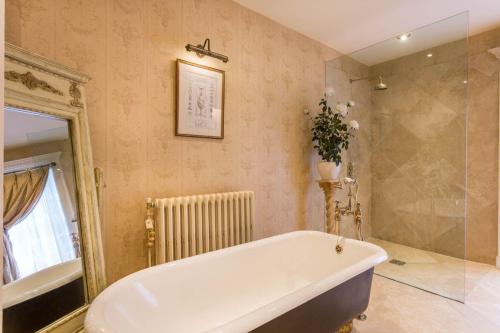 Seadmed, Purnell Manor in Cam