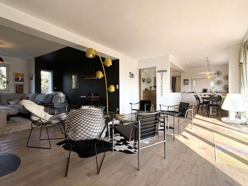 La Forêt-Fouesnant, superbe et confortable maison, proche de l'océan - FR-1-481-164 – khách sạn tại La Cale