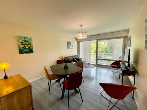 Quiberon - Appartement T2 - 50m² - Plein centre, proche plage, parking privé, loggia sud - FR-1-478-218 - Location saisonnière - Quiberon