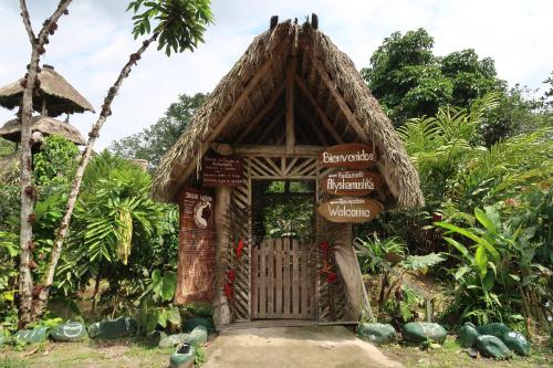 Sinchi Warmi Amazon Lodge