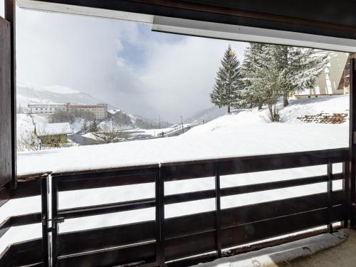 Appartement pour 5 pers, proche pistes a Saint-Francois-Longchamp - FR-1-807-2 in Montgellafrey