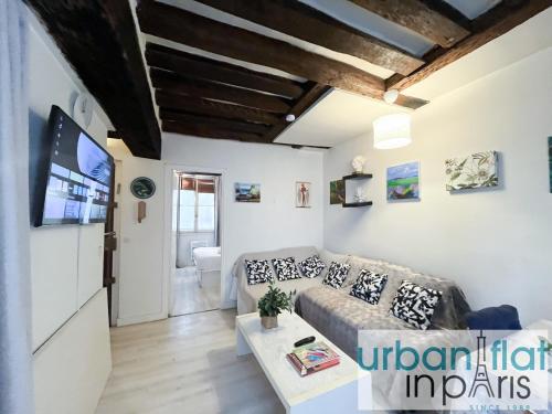 UrbanFlat 192 - 1 Bedroom Apartment in the very center of Paris