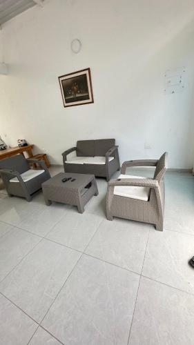 CASA VACACIONAL REMODELADA EN CARMEN de APICALA in Carmen de Apicala