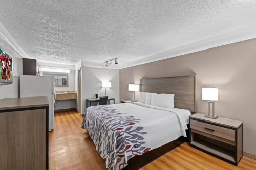Red Roof Inn Ardmore - image 18