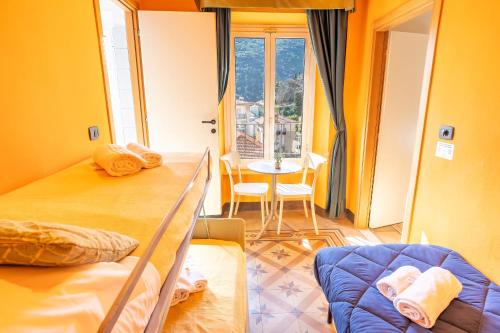 room detail thumbnail 0