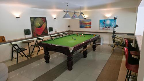 סוויטת בונד גרנד גארדן-BOND Grand Garde Suite in Omer