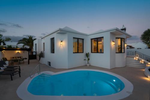 Villa La Favorita - Puerto del Carmen