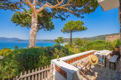 Vue mer & plage Corse de rêve à pied en famille ou entre amis Villa 5 Chambres Grand Confort Perla di Verghia Soleil & Détente gîte à louer Verghia
