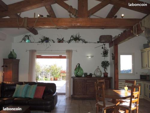 Le Mas des Oliviers in Sainte-Agnes
