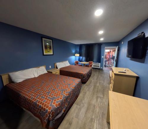Heritage Inn - image 23