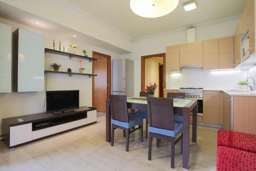 ApartEasy - Family Apartment Sant Antoni, Barcelona (fotografie 6)