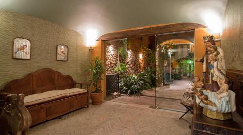Apartaments Suites Sant Jordi - image 14