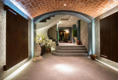 Apartaments Suites Sant Jordi - image 10