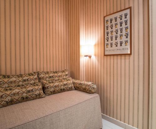 Apartaments Suites Sant Jordi - image 2