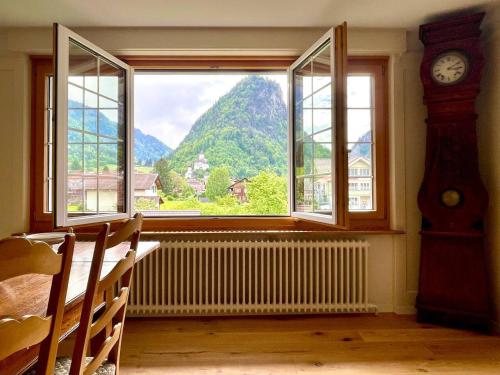 Apkārtne, Hidden Gem close to Interlaken and Hiking in Wimmis