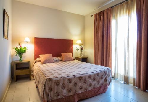 Apartaments Suites Sant Jordi - image 5