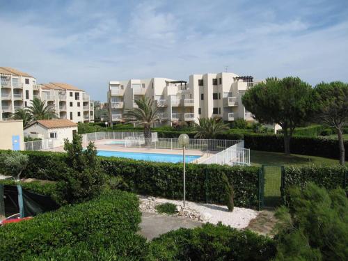 Saint-Cyprien: T2 cabine rénové 6 pers, piscine, parking, à 100m de la plage - FR-1-106-80 - Location saisonnière - Saint-Cyprien