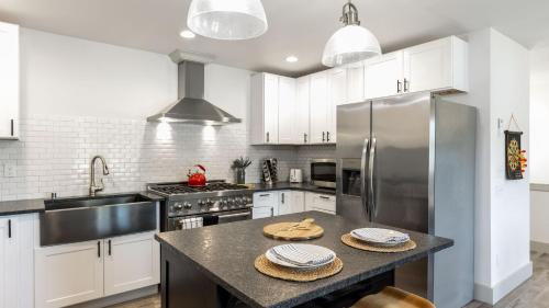 Facilities, Twin Oaks Retreat by AvantStay in Freeland (WA)